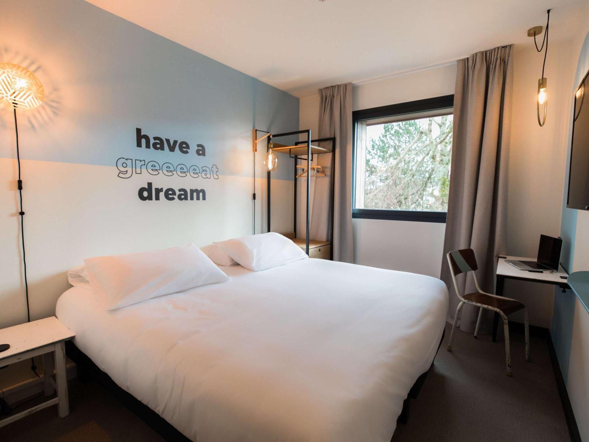Greet Hotel Brest Aeroport Guipavas Екстер'єр фото